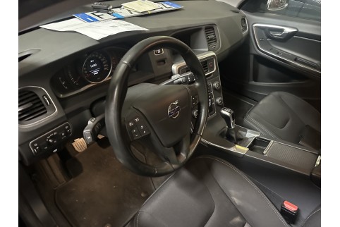 2018 Volvo S60, Dyzelinas